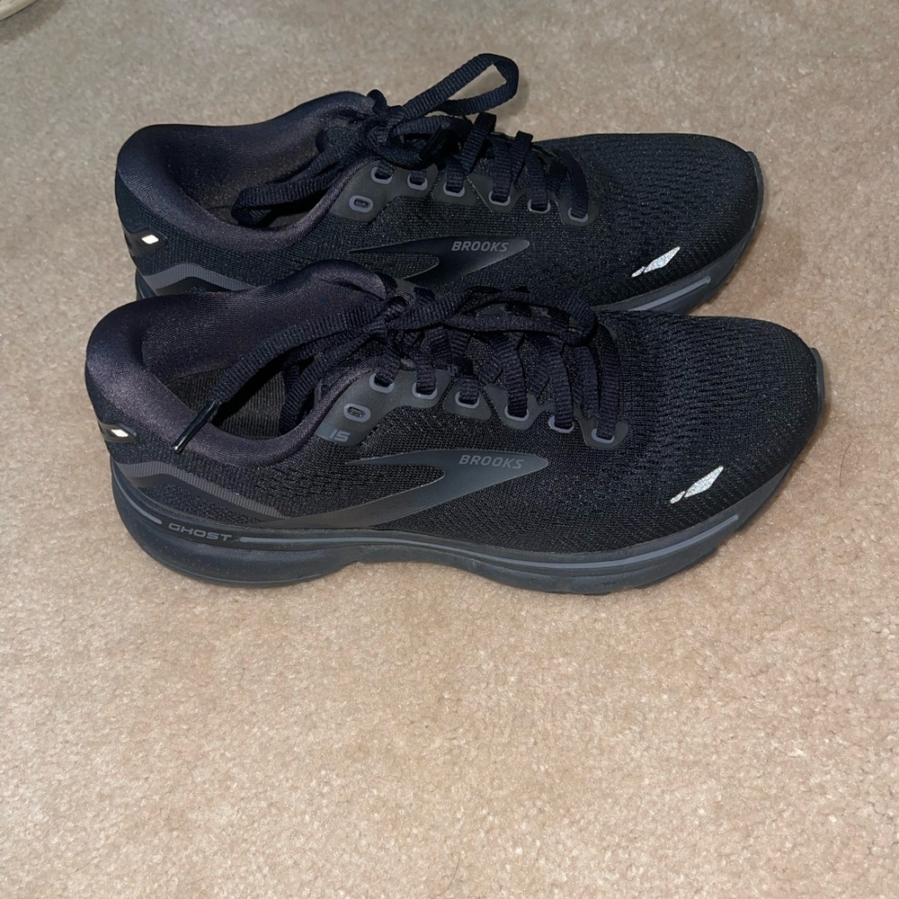 Brooks size 7.5 women’s shoes